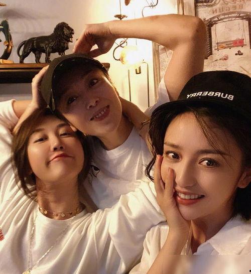 狗仔爆料早期视频,早期视频中的明星幕后故事  第1张