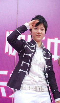 李霄云2025最新爆料,揭秘音乐人生新篇章